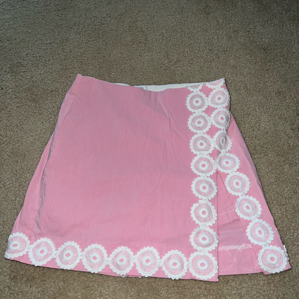 Crown & Ivy Pink Skirt with White Lace Accents